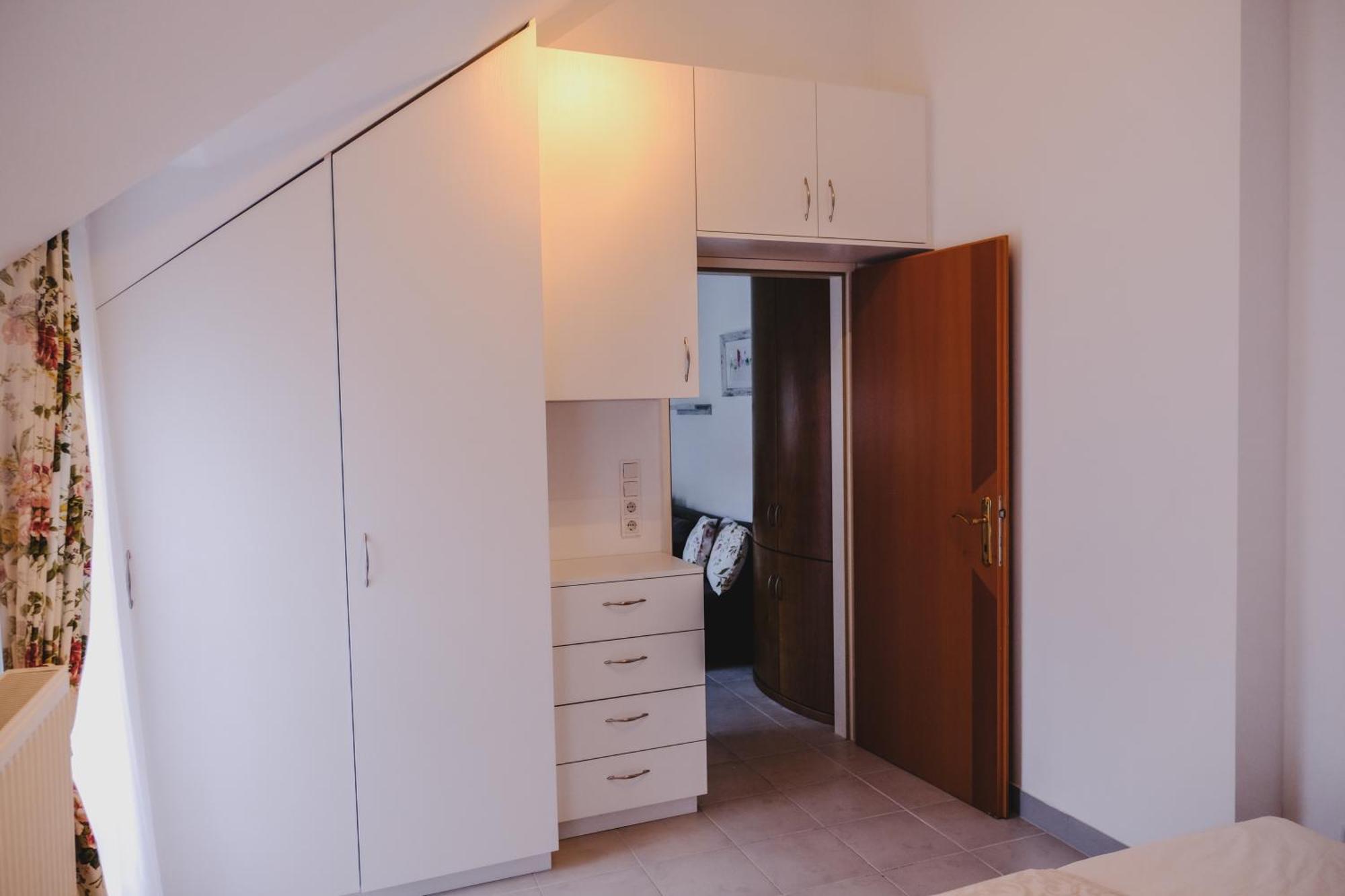 Terrace Apartment Near Volksoper And City Centre Vienna Exterior photo